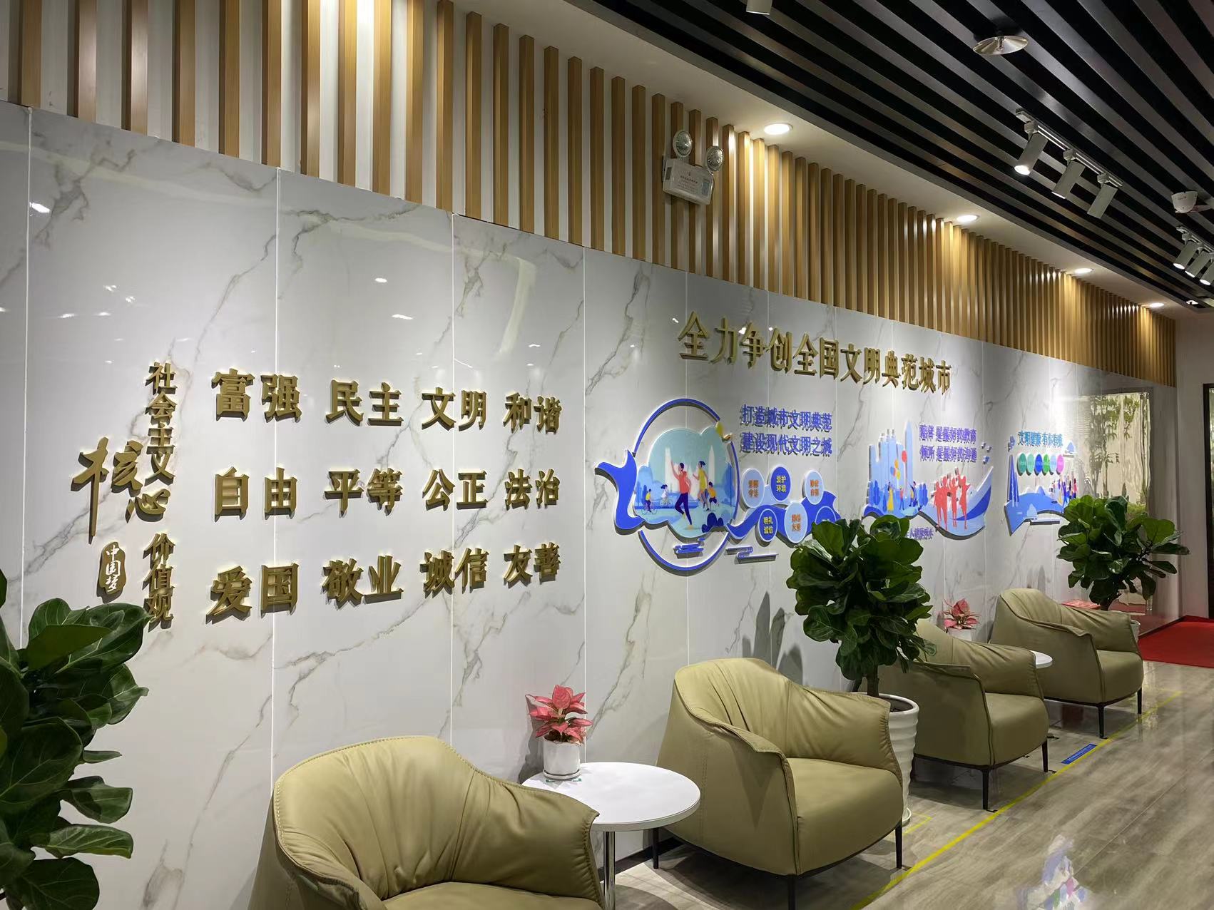 深圳生產(chǎn)UV打印廣告標(biāo)識(shí)文化墻、形象墻UV印刷、平面UV打印PVC異形雕刻